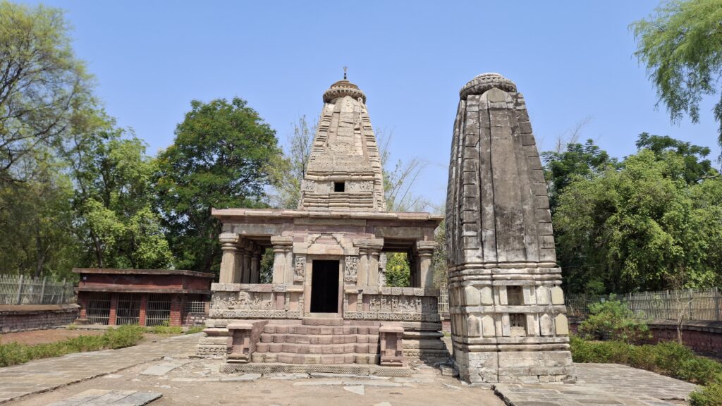 नारायणपुर शिव मंदिर